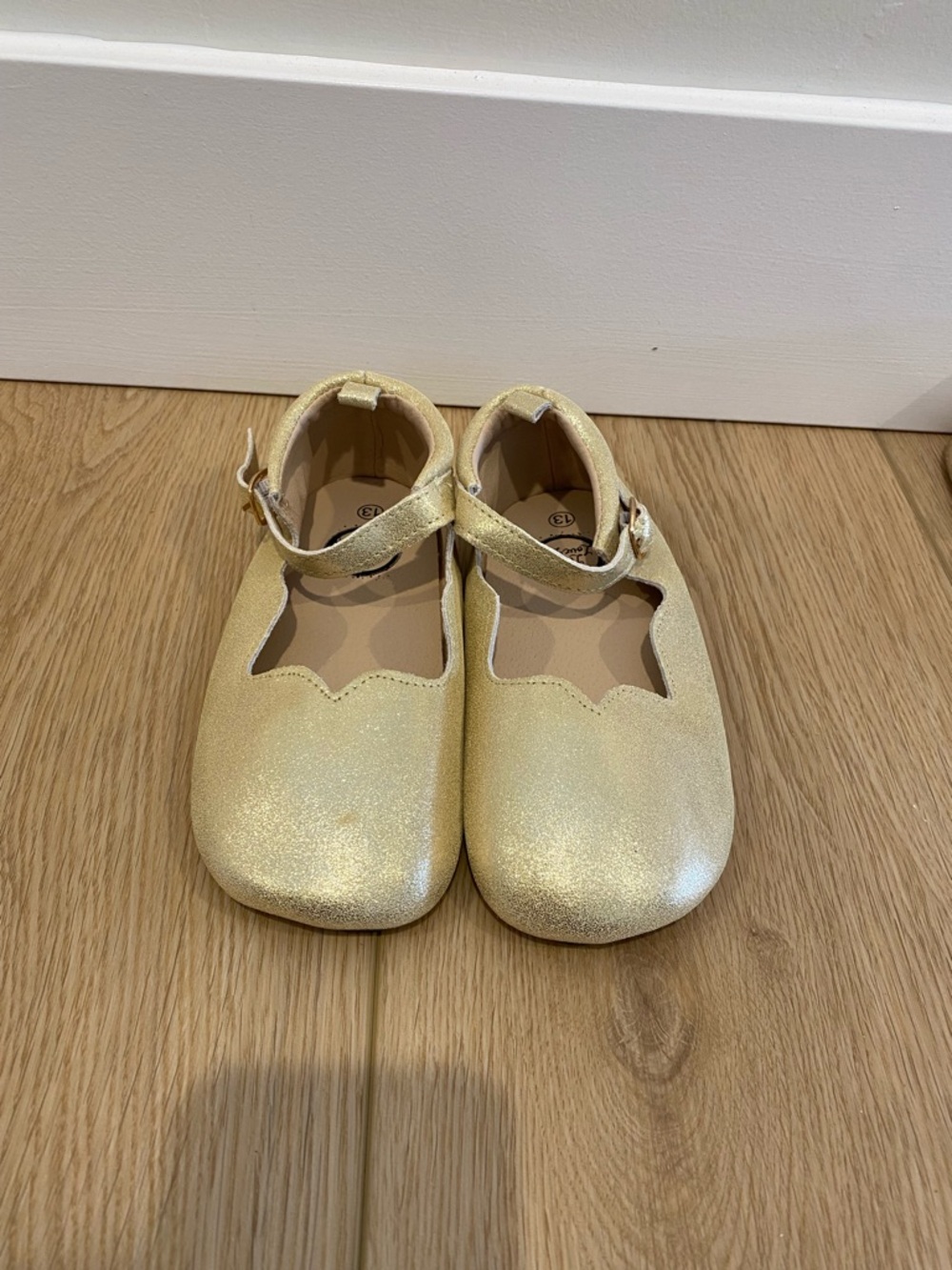 Little Love Bug Olivia Barefoot shoes size 13